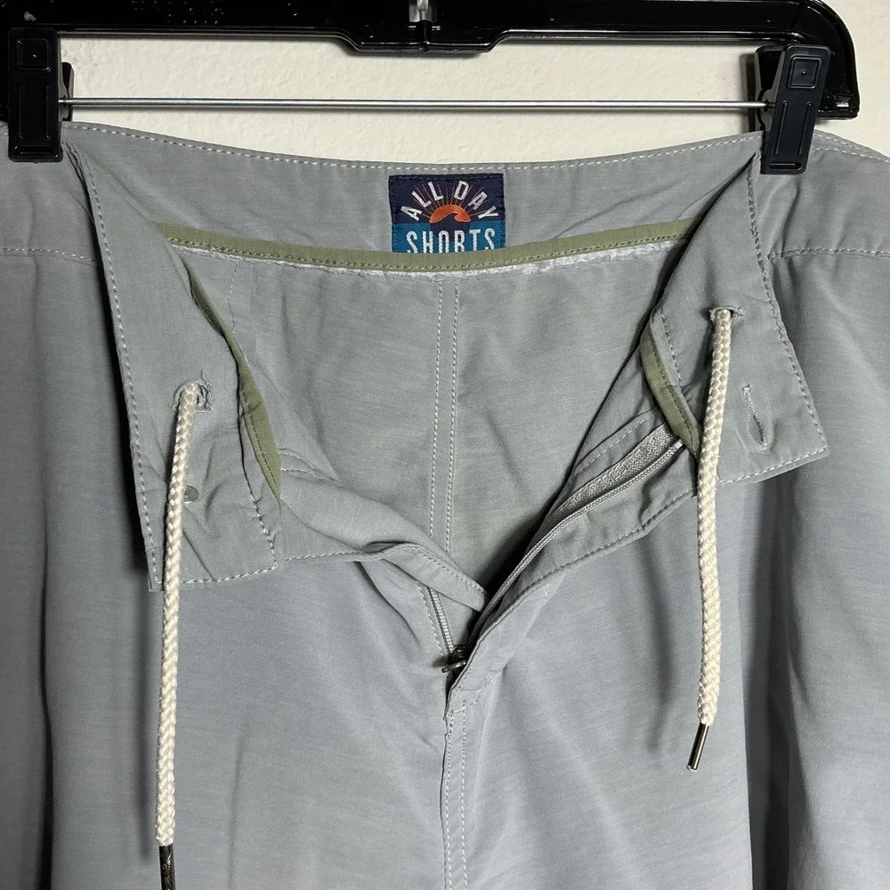 Faherty All Day Shorts Mens 40 Grey Hybrid Board Shorts Stretch Quick Dry Solid